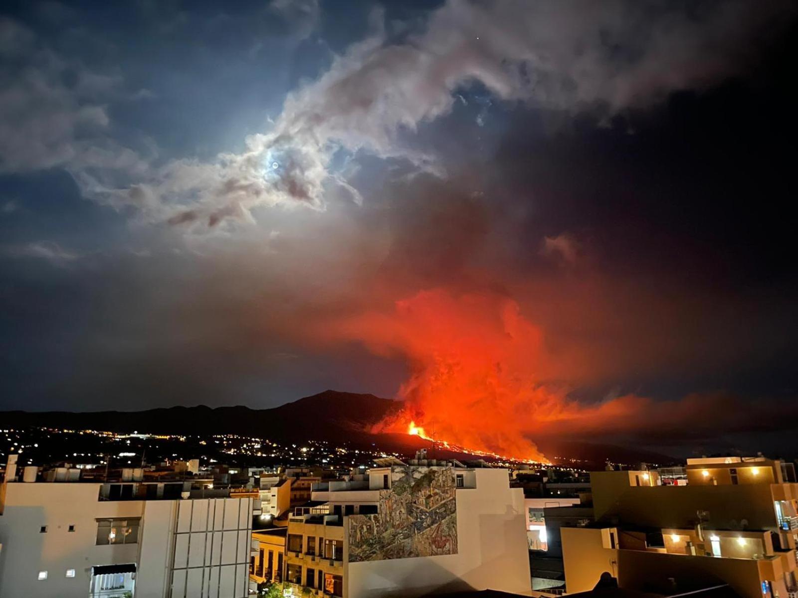 Hotel Edén Los Llanos De Aridane Kültér fotó