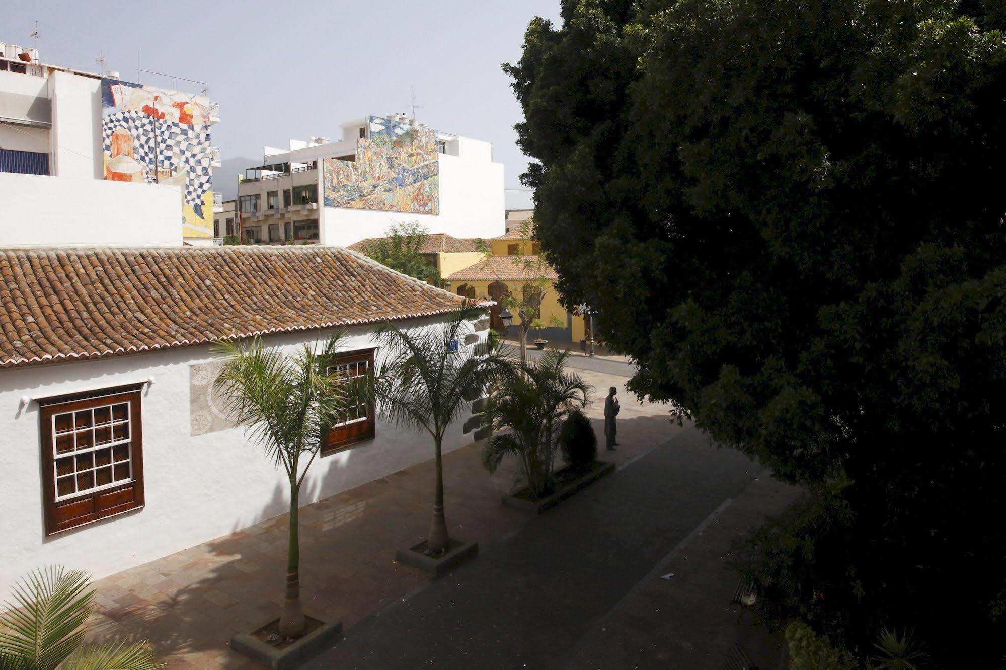 Hotel Edén Los Llanos De Aridane Kültér fotó