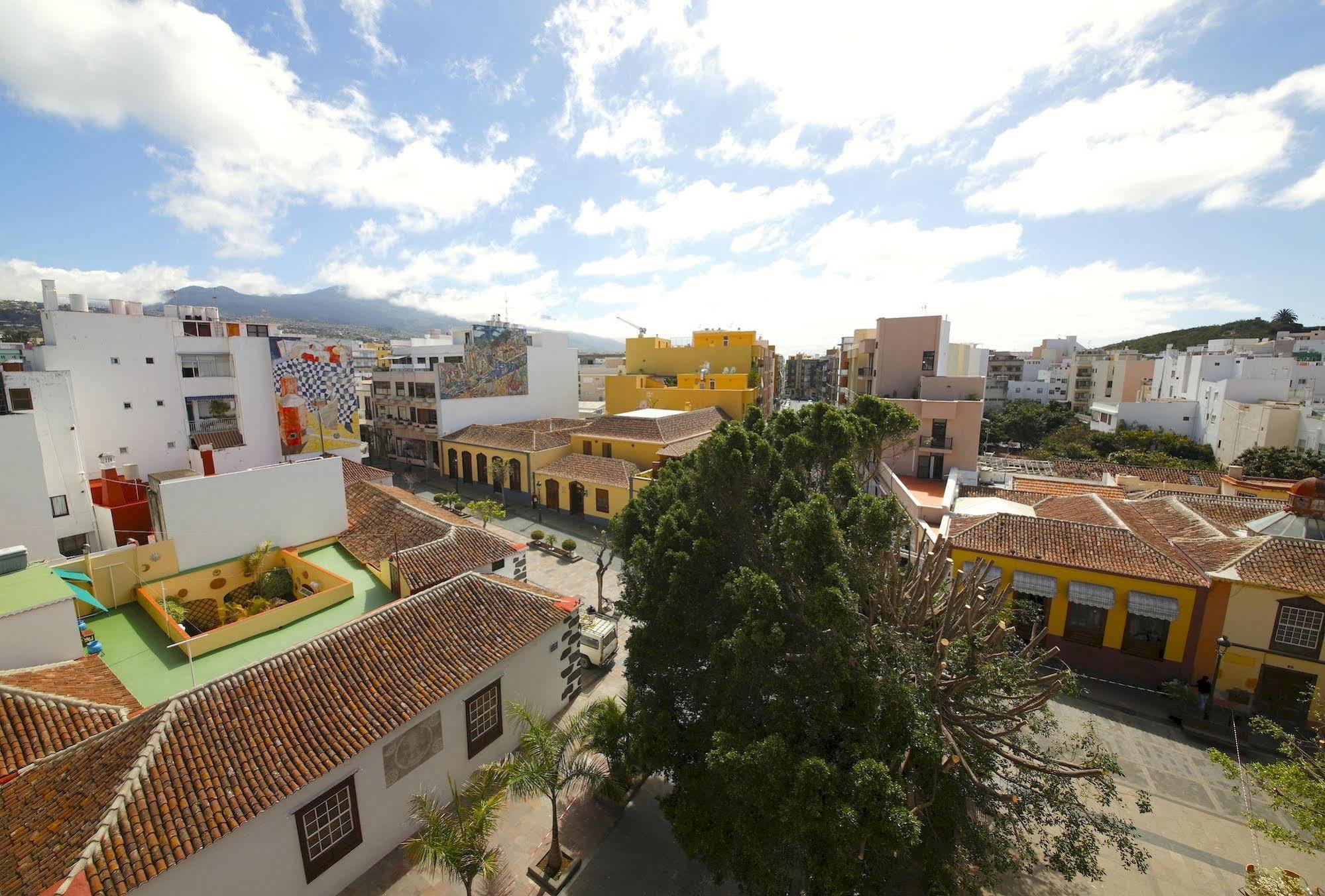 Hotel Edén Los Llanos De Aridane Kültér fotó