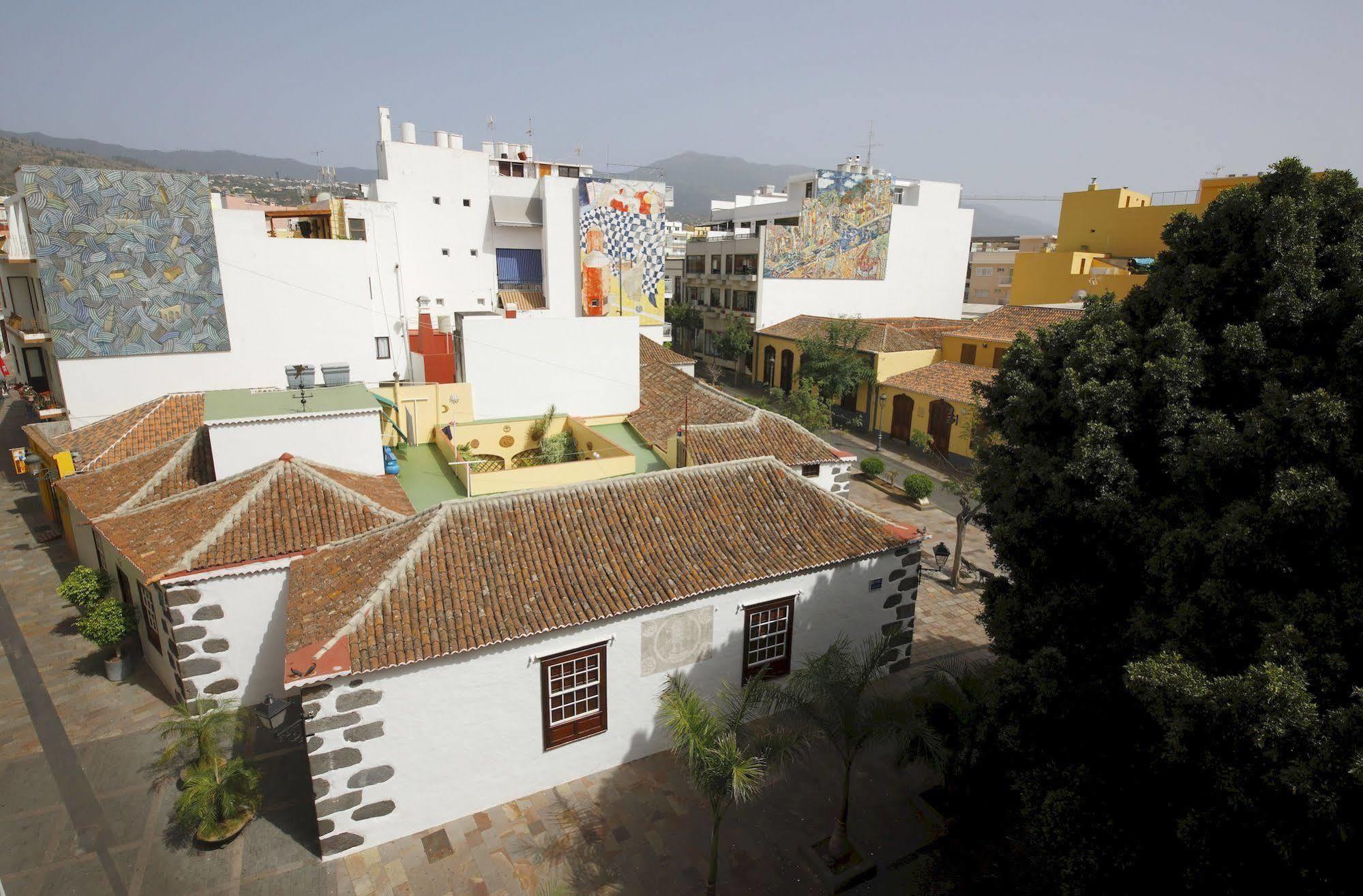 Hotel Edén Los Llanos De Aridane Kültér fotó